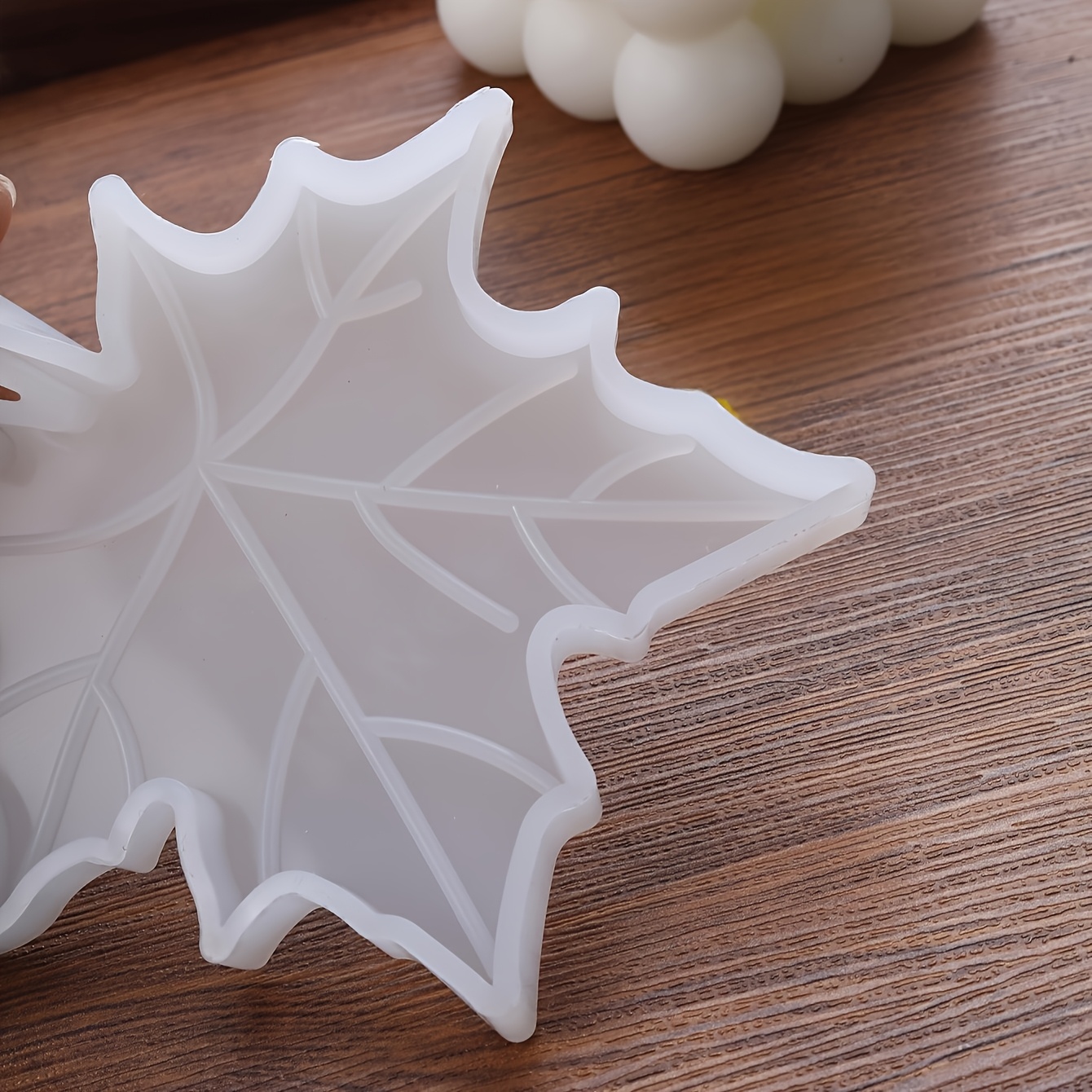 1PC Maple Leaf shaped Silicone - огляд і ціна Soap Making Gloves